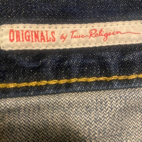 True Religion - Picture 4 of 4